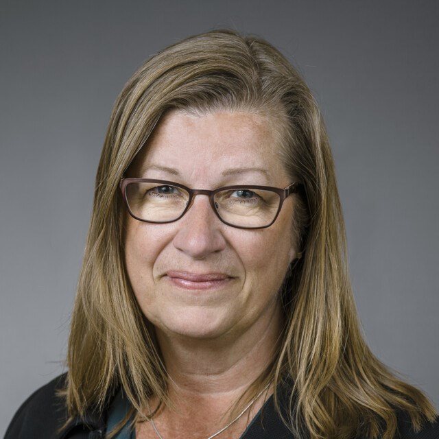Porträtt på Katrine Riklund, prorektor för Umeå universitet.